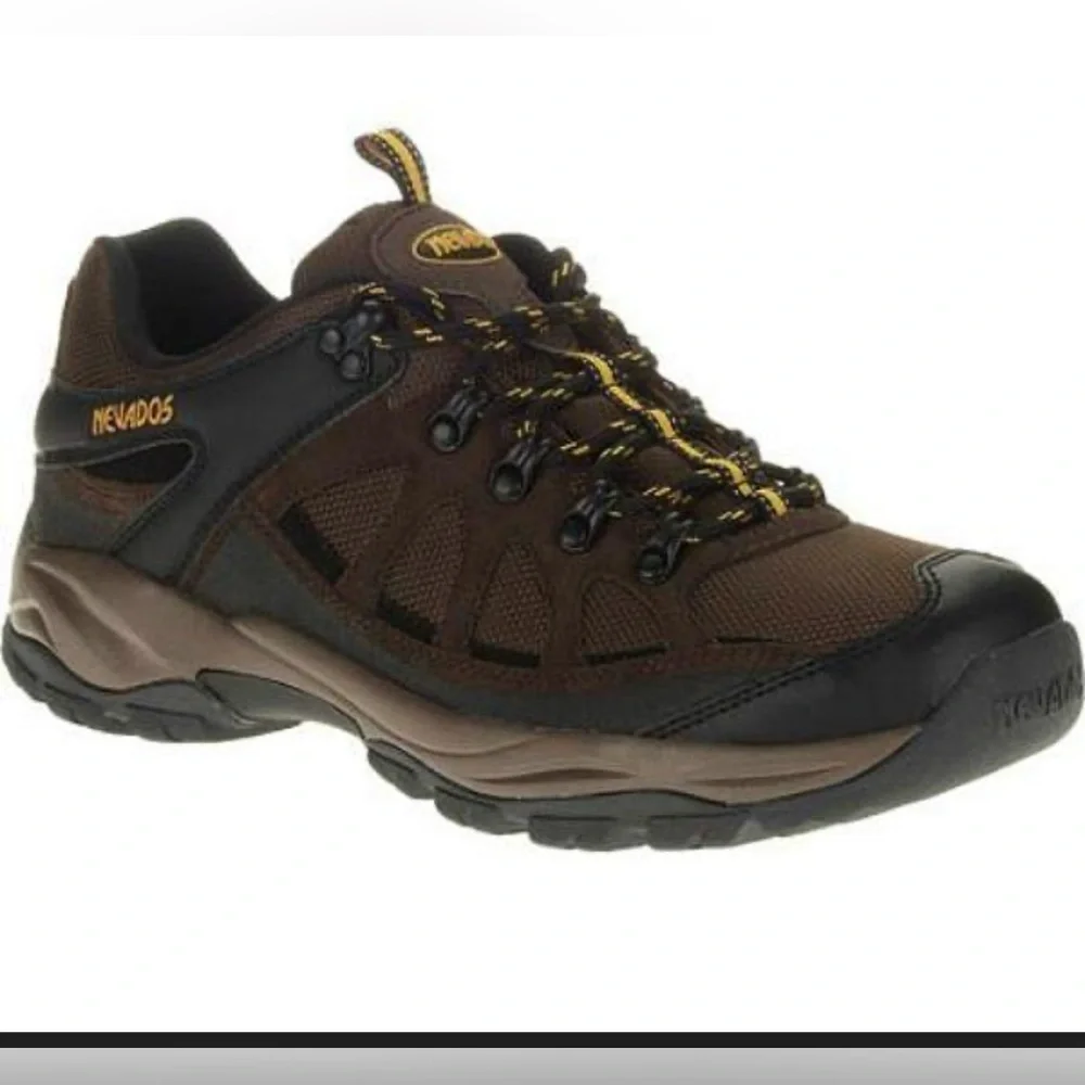 Nevados Brown and Black Men's Boat Shoes